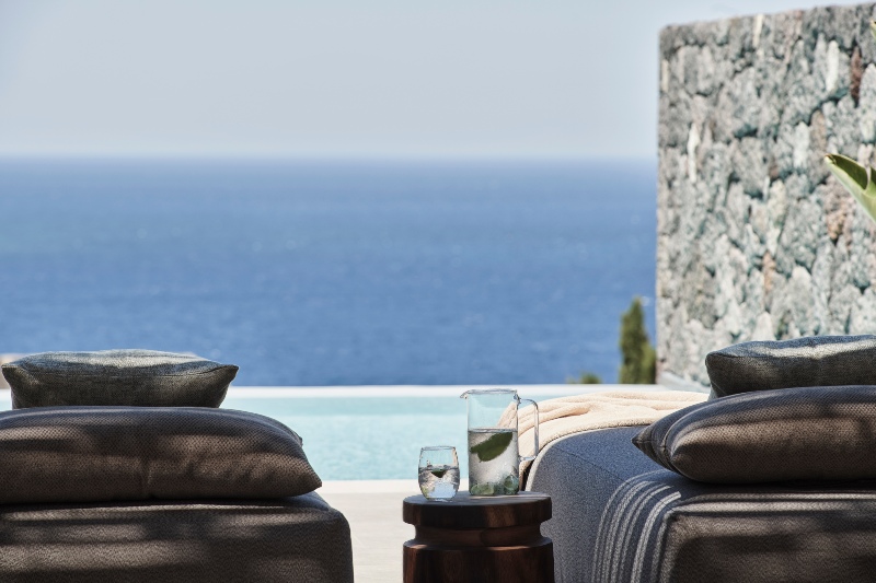 Hideaway Pool Suites – New Category At Canaves Oia Epitome